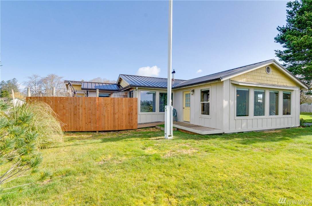 6910 Rochelle Wy - Photo 1