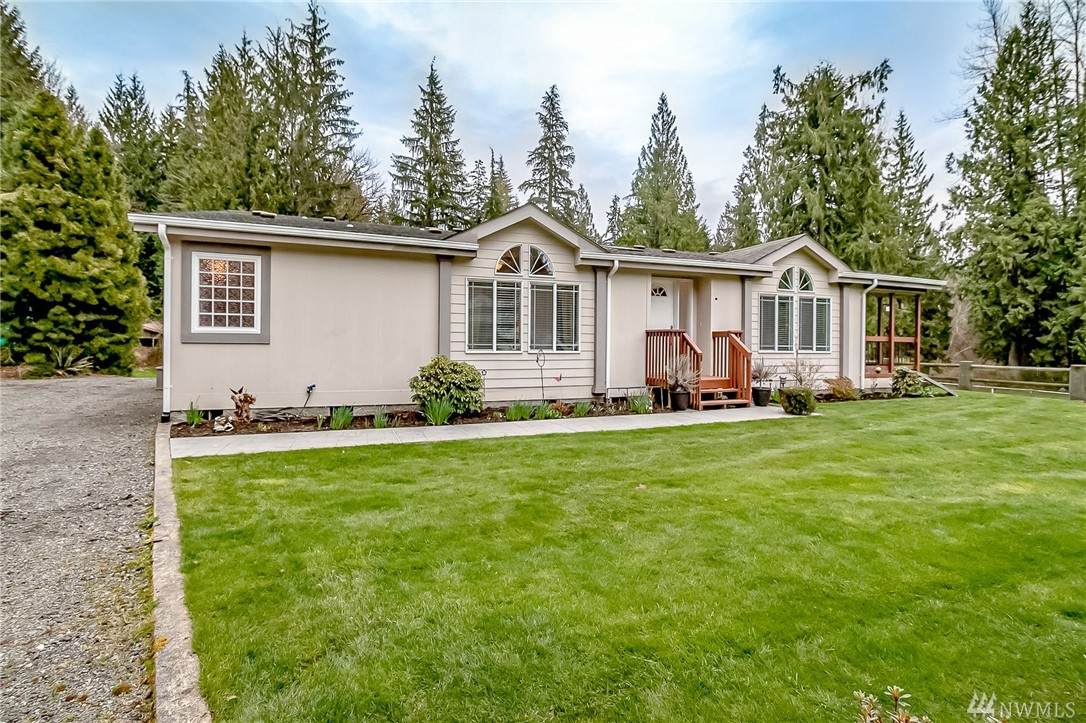 7431 187th Drive Se - Photo 1