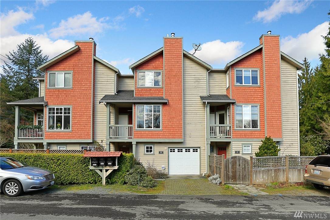 3520 Elmore - Photo 1