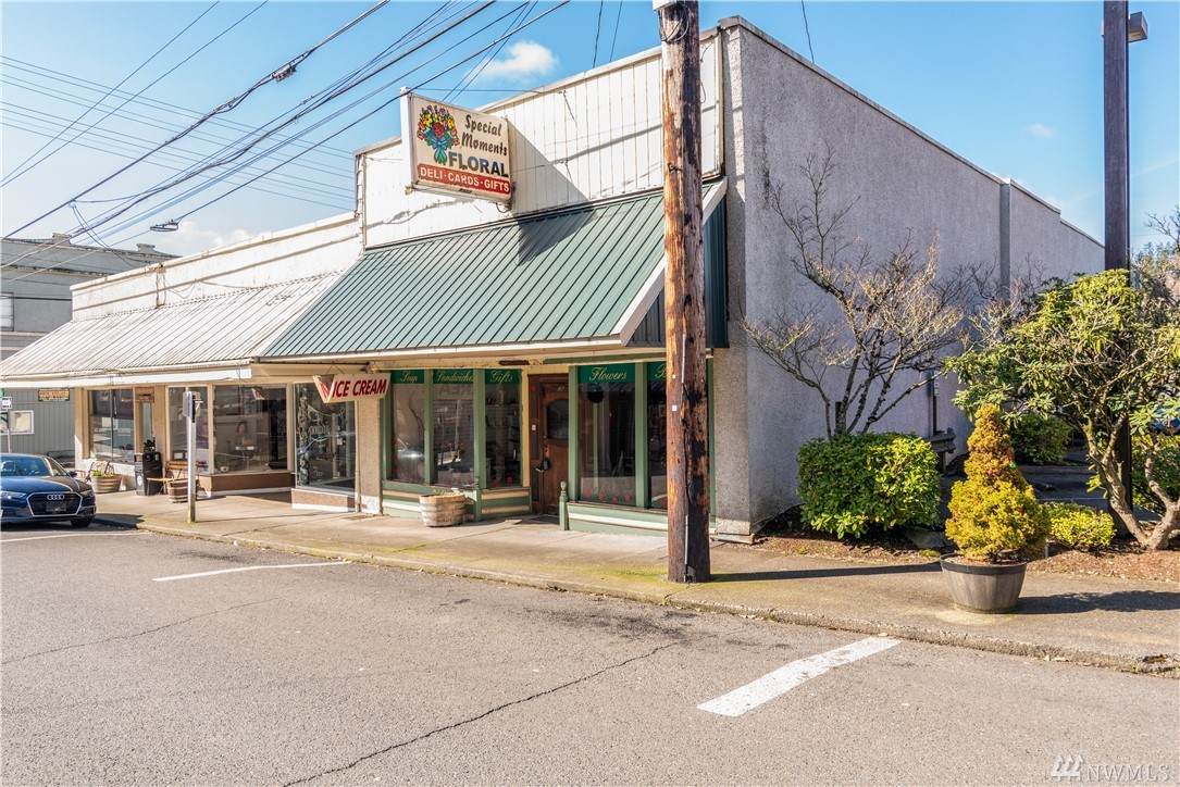 207 1st - Photo 1