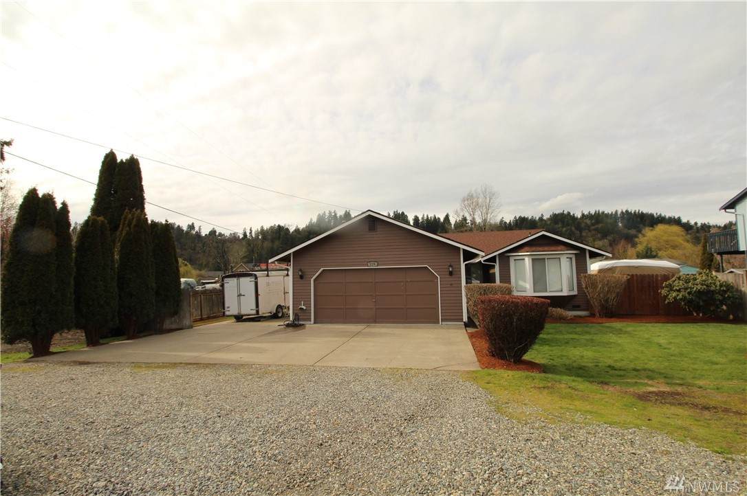 329 Seattle Blvd - Photo 1