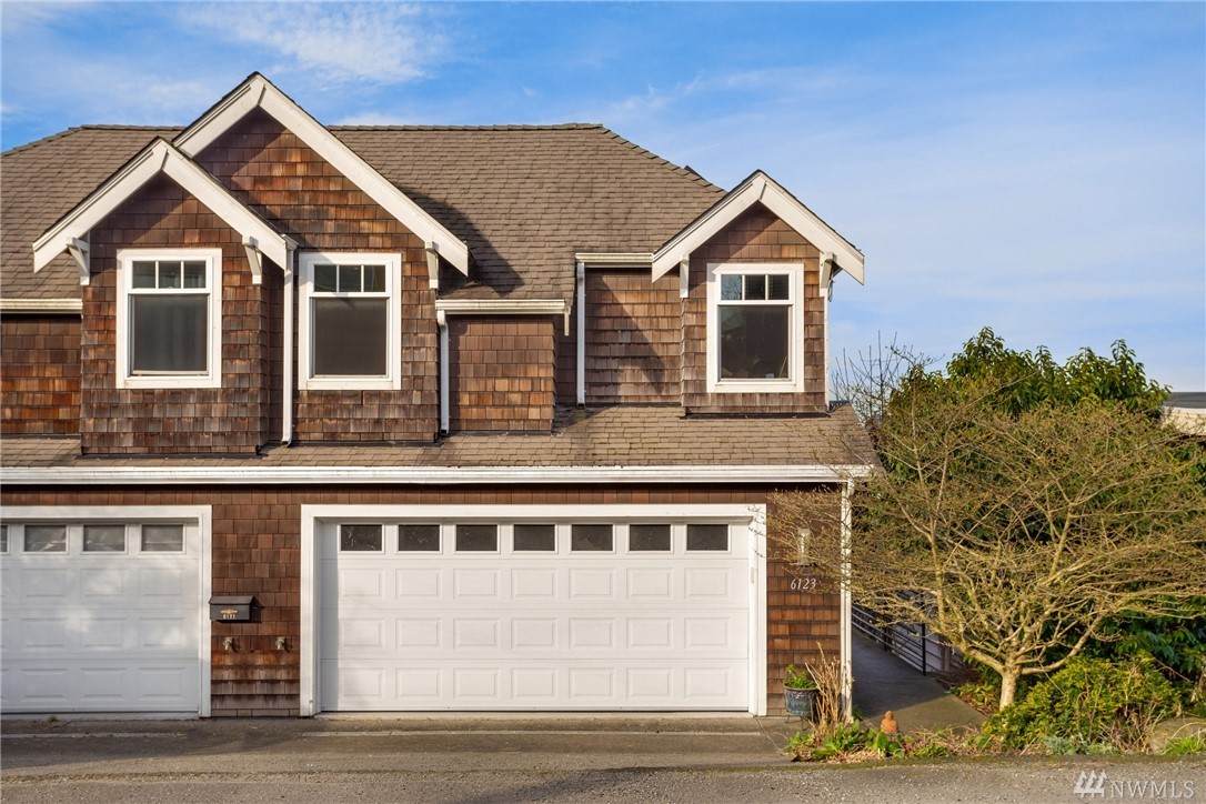 6123 37th Ave - Photo 1