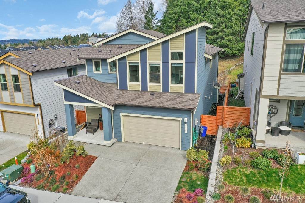 8335 31st St Ct - Photo 1