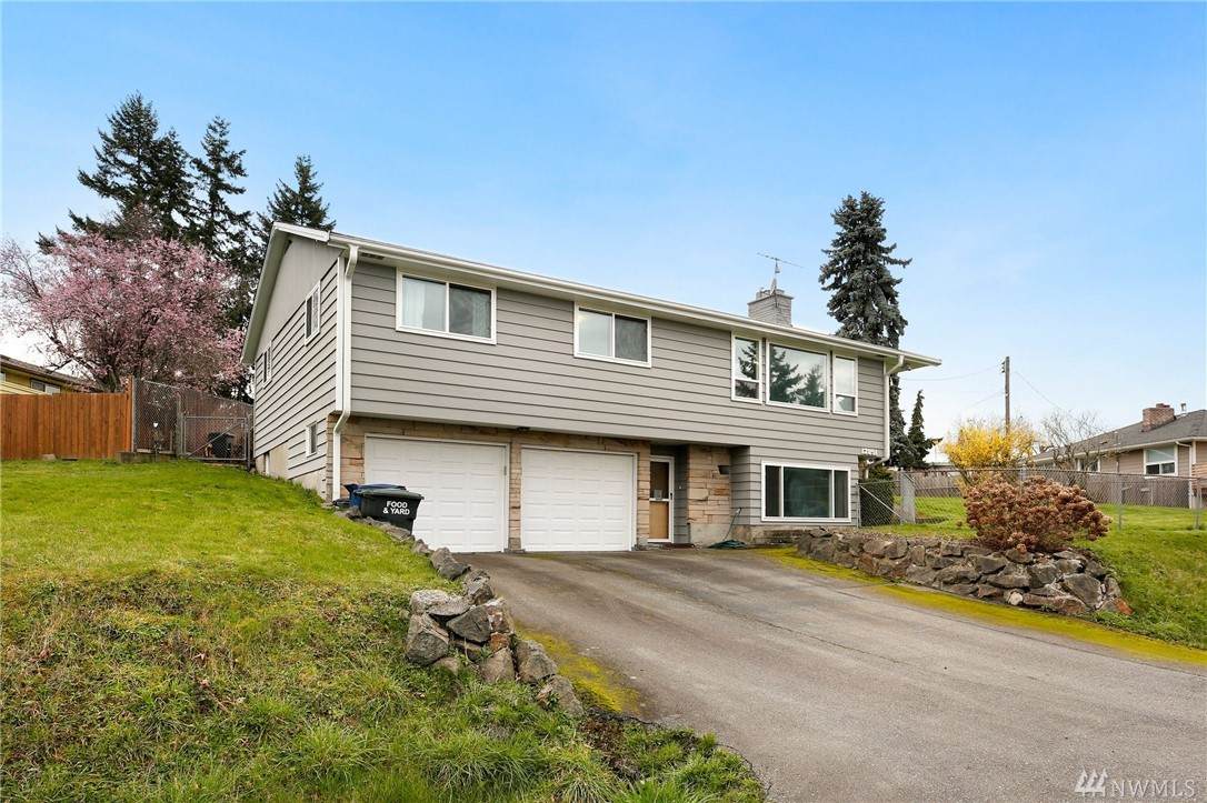 12851 26th Ave - Photo 1