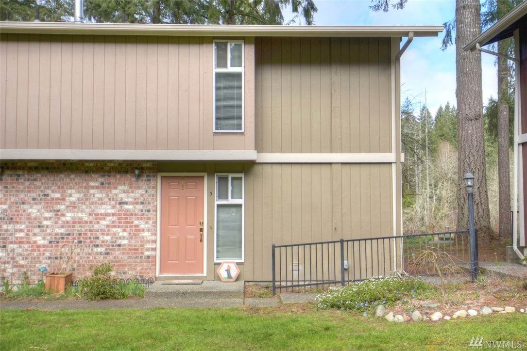 7403 Fairview Rd - Photo 1