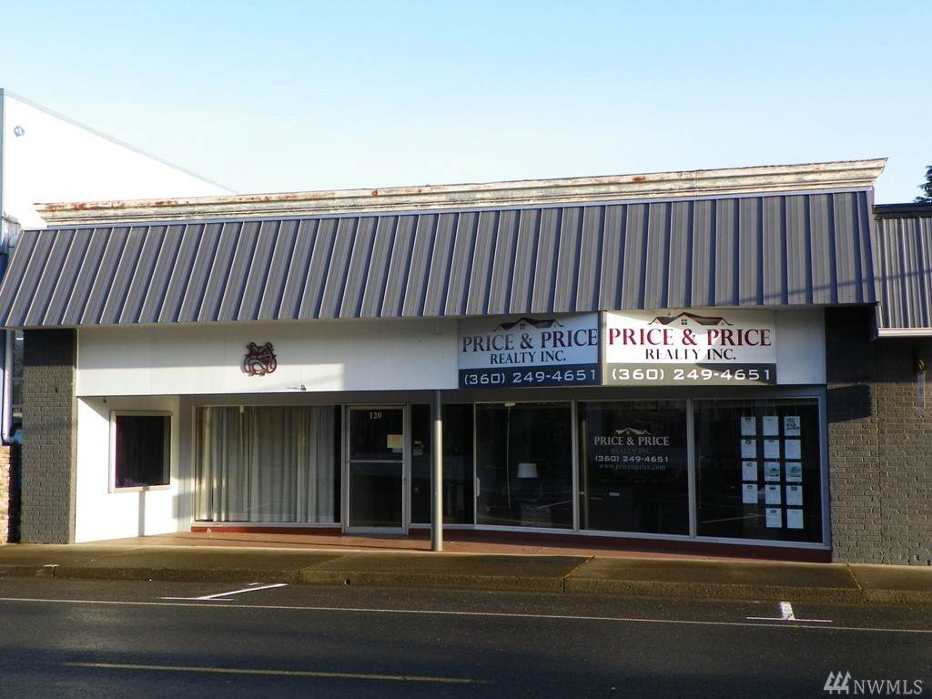 120 Pioneer Ave - Photo 1