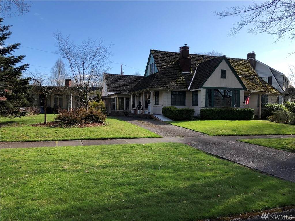 1708 Kessler Blvd - Photo 1