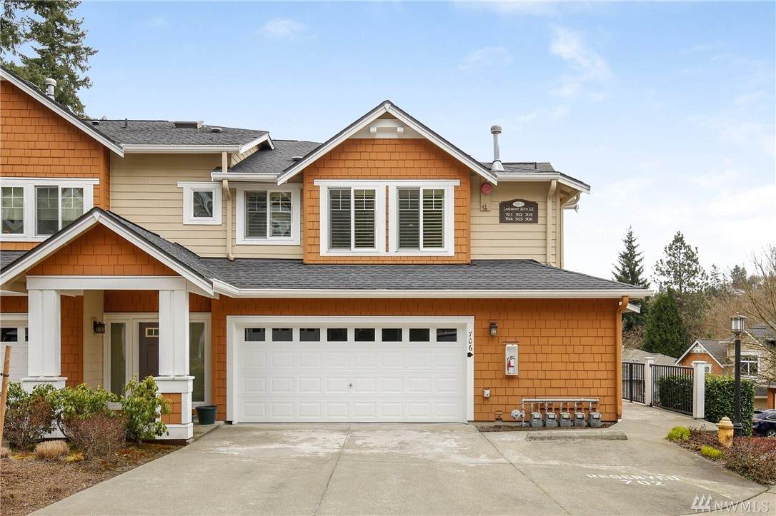 5517 Lakemont Blvd - Photo 1