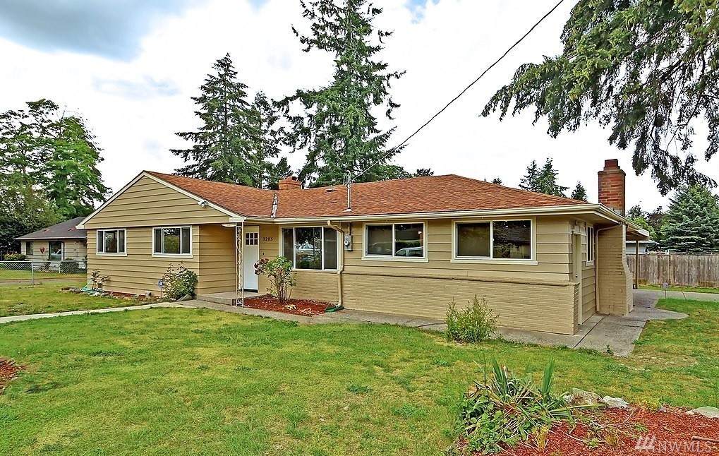 3205 94th St - Photo 1