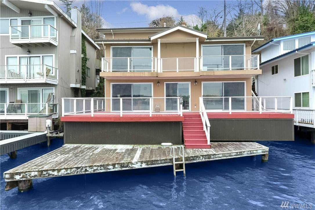 9664 Rainier Ave - Photo 1