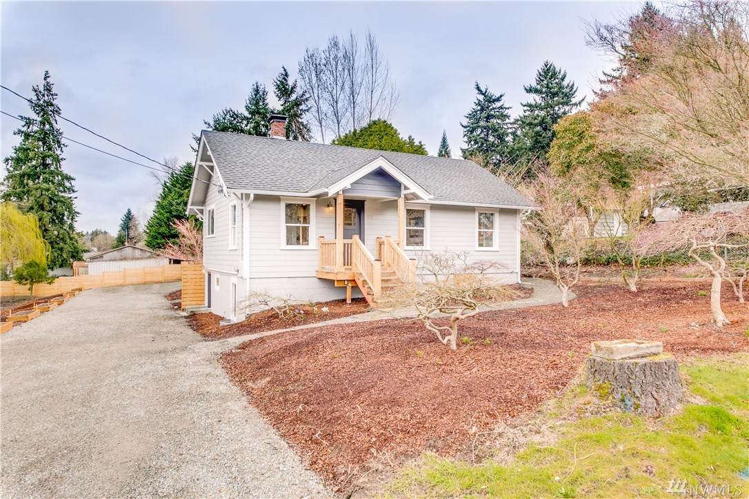 1304 Juniper St - Photo 1