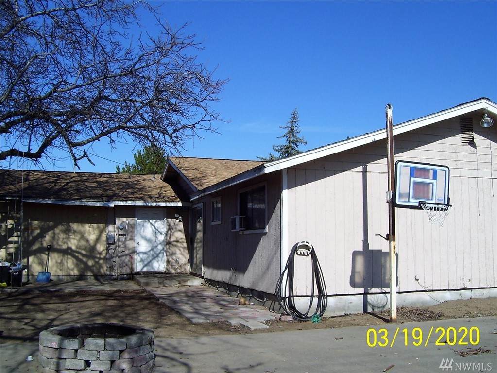 2141 Willow St - Photo 1