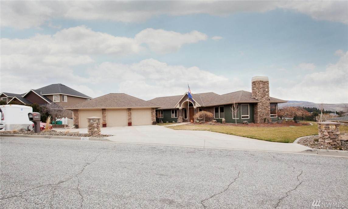 3651 Dianna Wy - Photo 1
