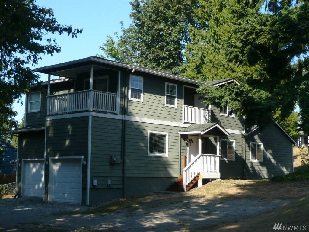 7022 S 127th St - Photo 1