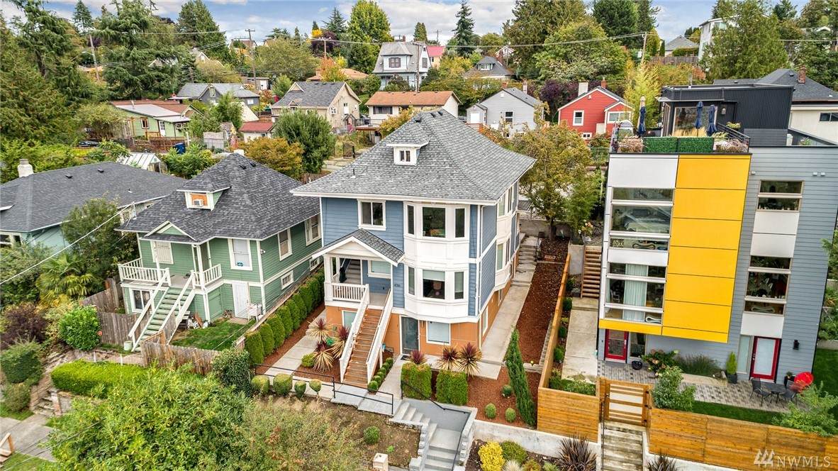 4016 37th Ave - Photo 1