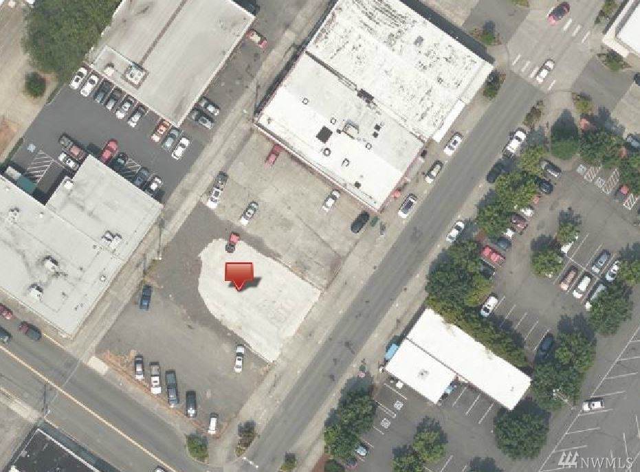 1404 Cole St - Photo 1