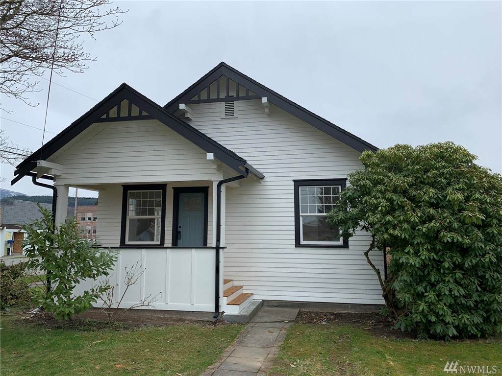 539 Warner St - Photo 1