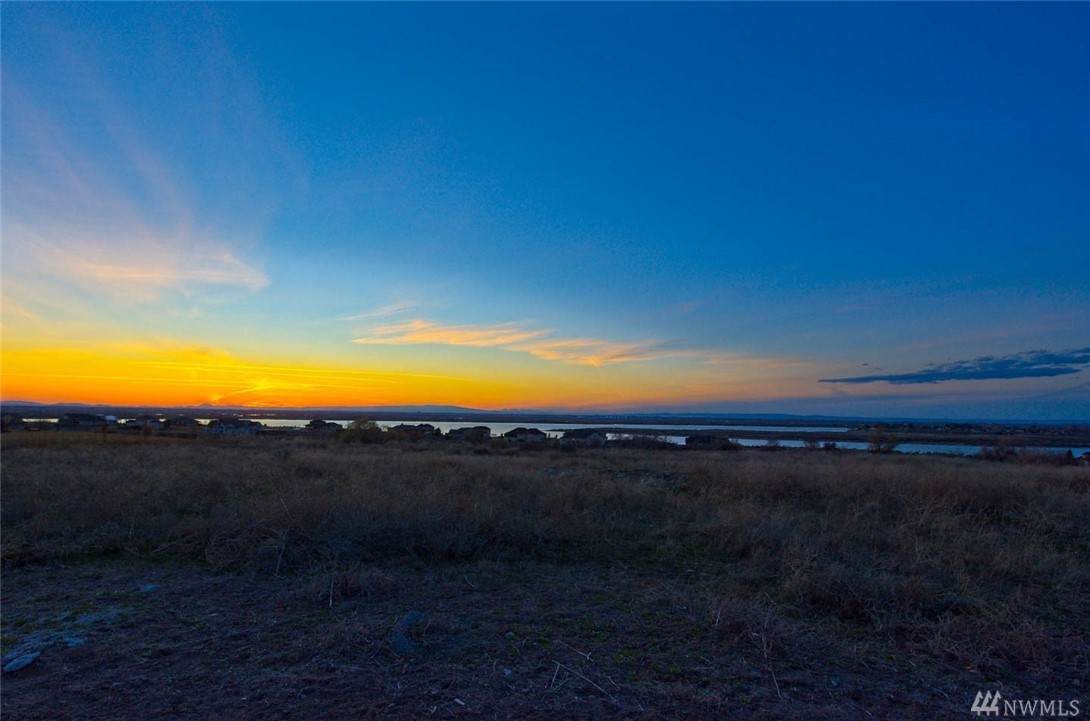 8266 Dune Lake Rd - Photo 1
