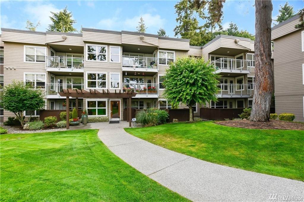 23015 Edmonds Wy - Photo 1