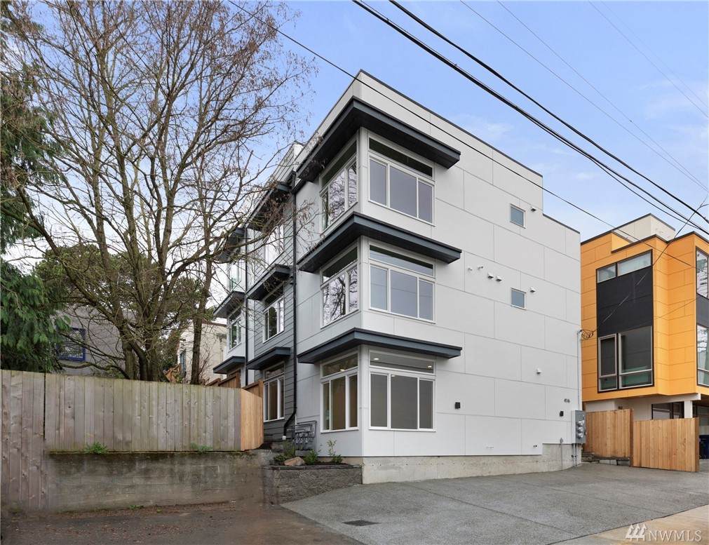 4516 40th Ave - Photo 1