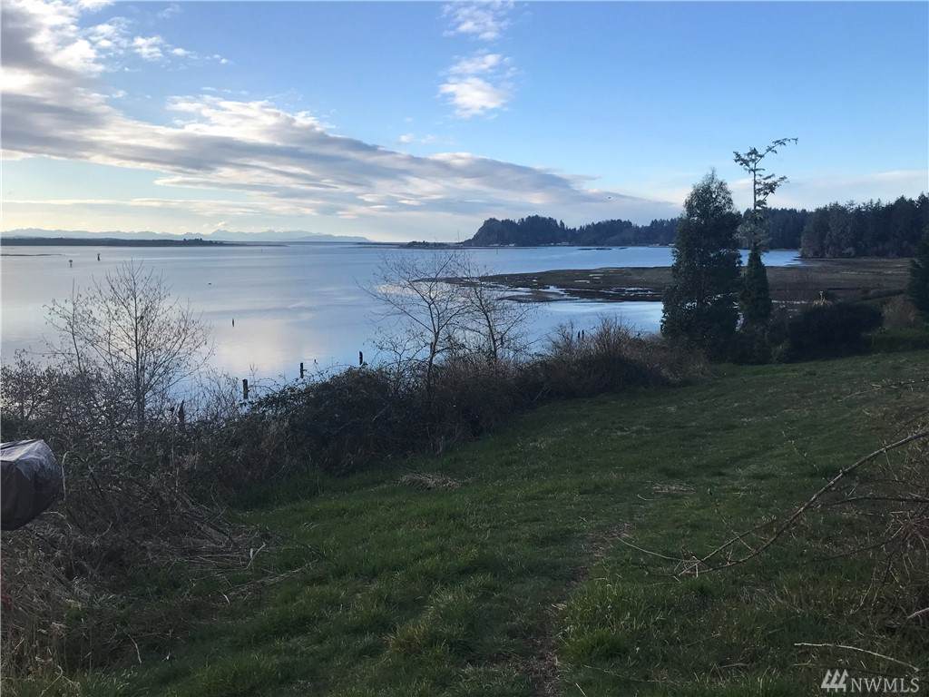 190 Robert Gray Dr - Photo 1