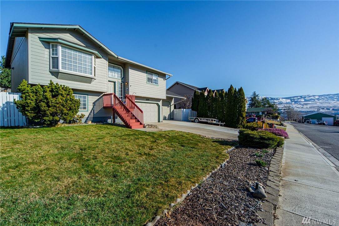 537 Mason - Photo 1