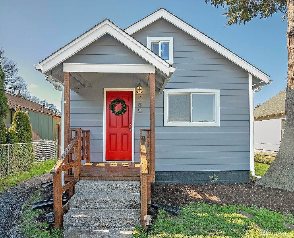 285 19th Ave - Photo 1