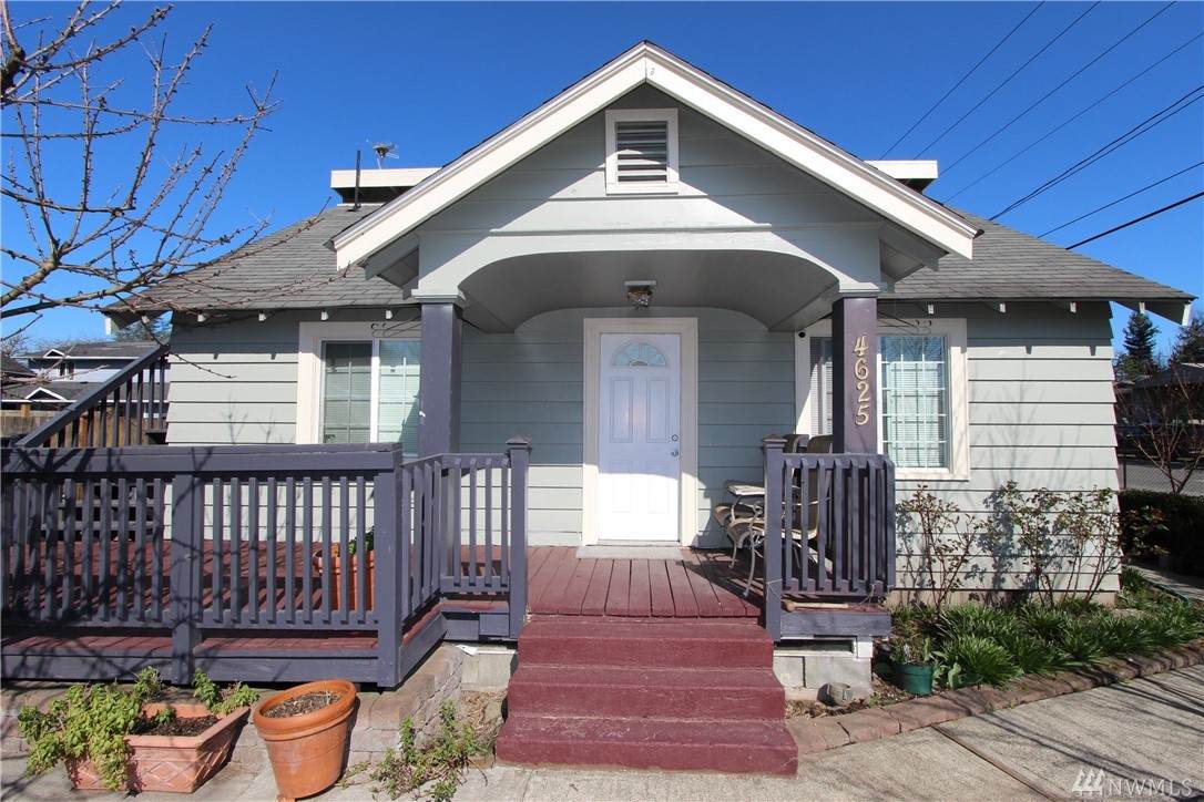 4625 80th St - Photo 1