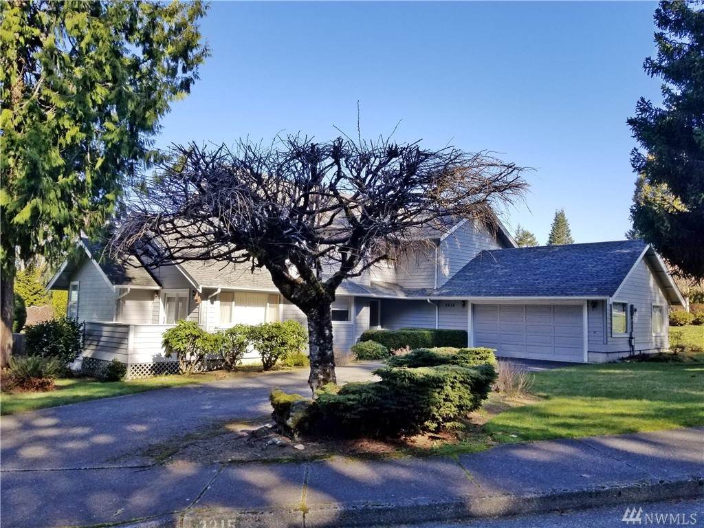 3215 Iowa Dr - Photo 1