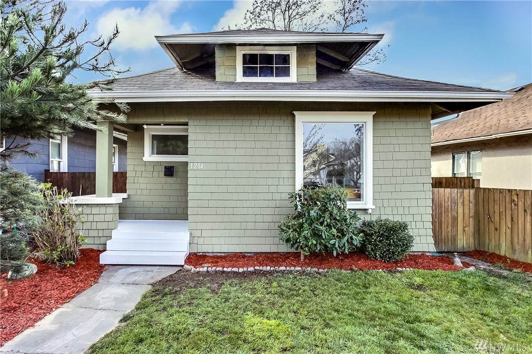 1214 25th St - Photo 1