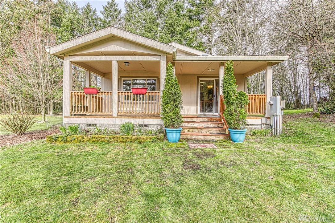 1424 143rd Ave - Photo 1