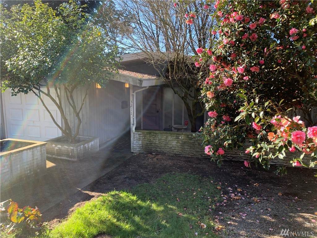 3211 Capitol Blvd - Photo 1 3211 Capitol Blvd - Photo 1