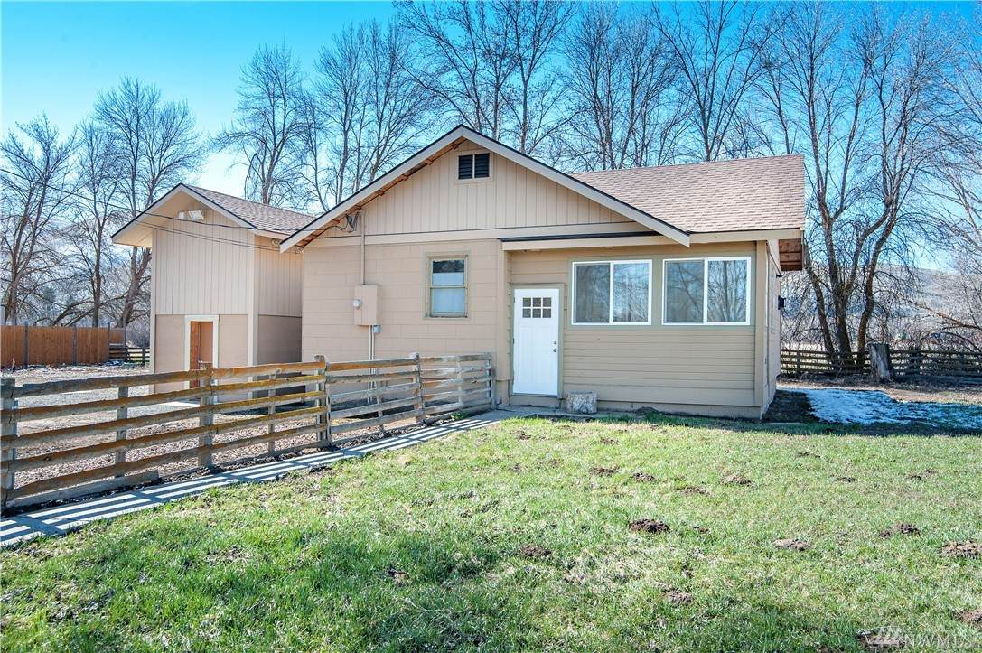 550 Thrall Rd - Photo 1