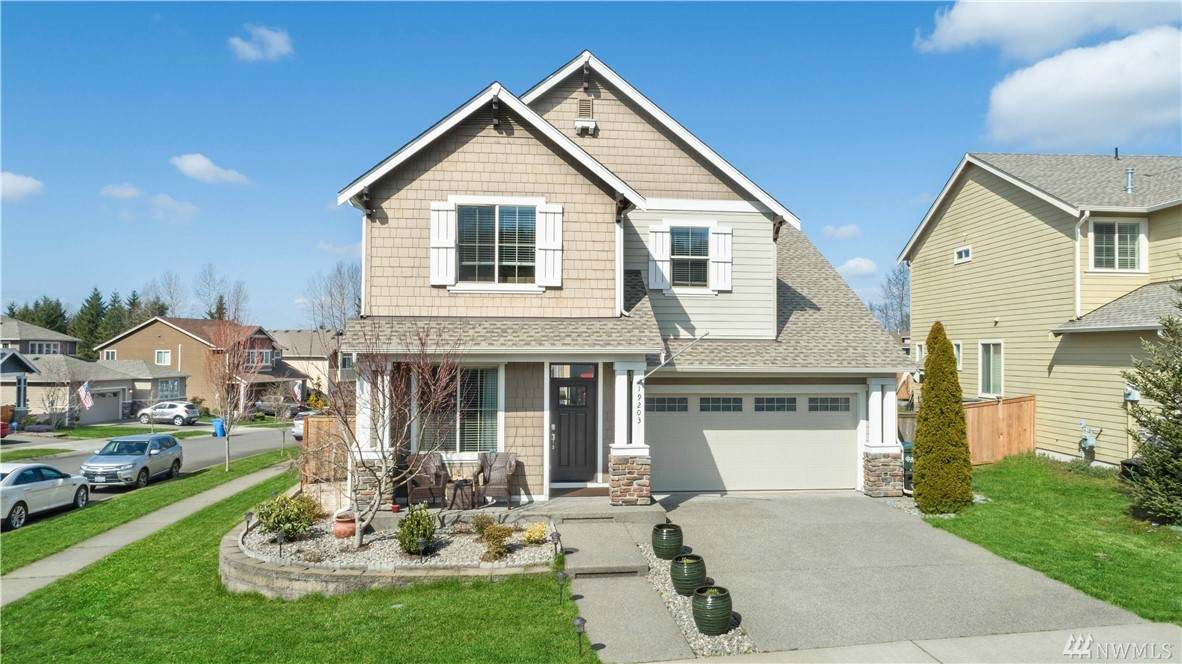 19203 Village Ct - Photo 1