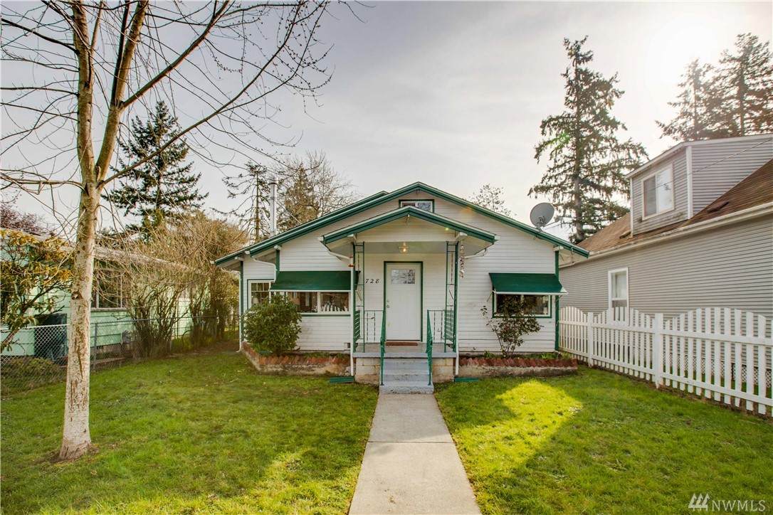 728 2nd Ave - Photo 1