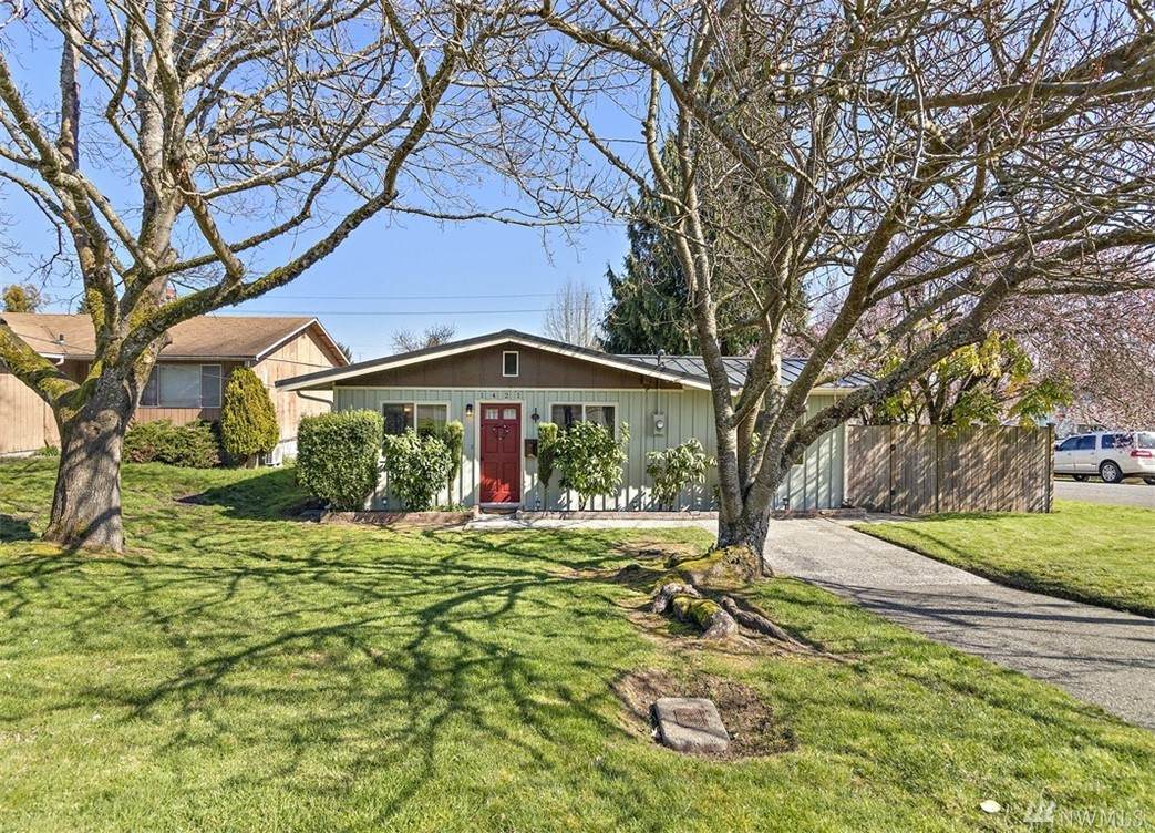 1421 Madison St - Photo 1
