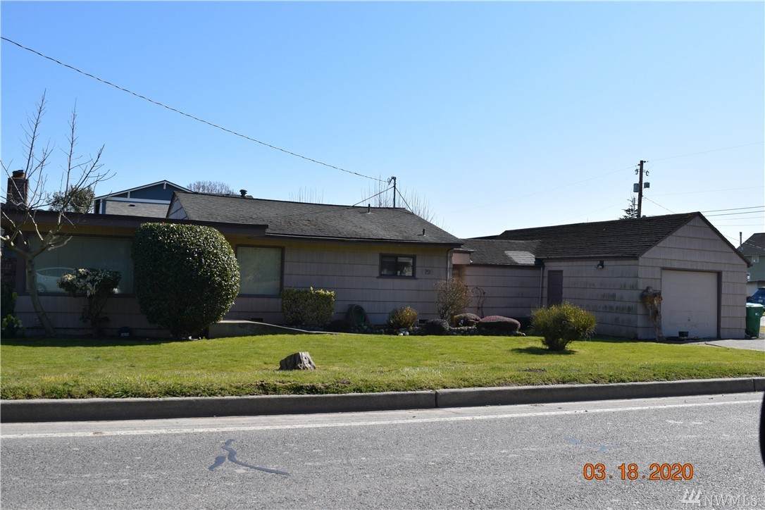 751 Maple Ave - Photo 1 751 Maple Ave - Photo 1
