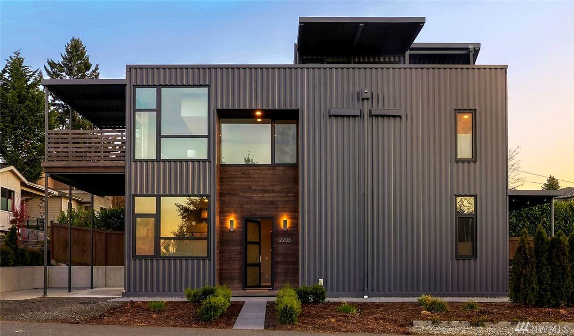 2206 71st Ave - Photo 1
