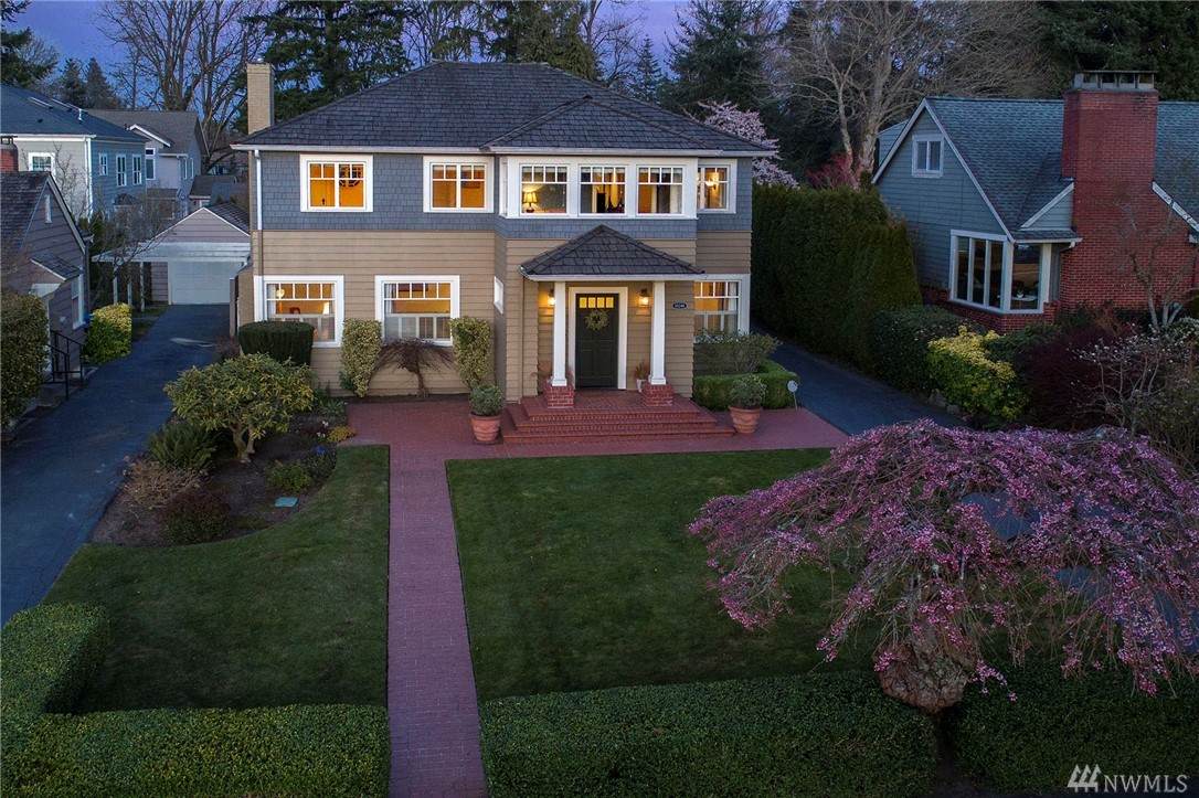 10346 15th Ave - Photo 1