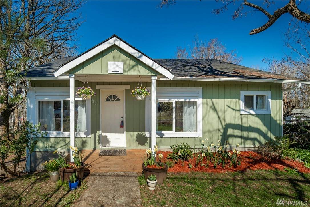 420 Fairmount Ave - Photo 1