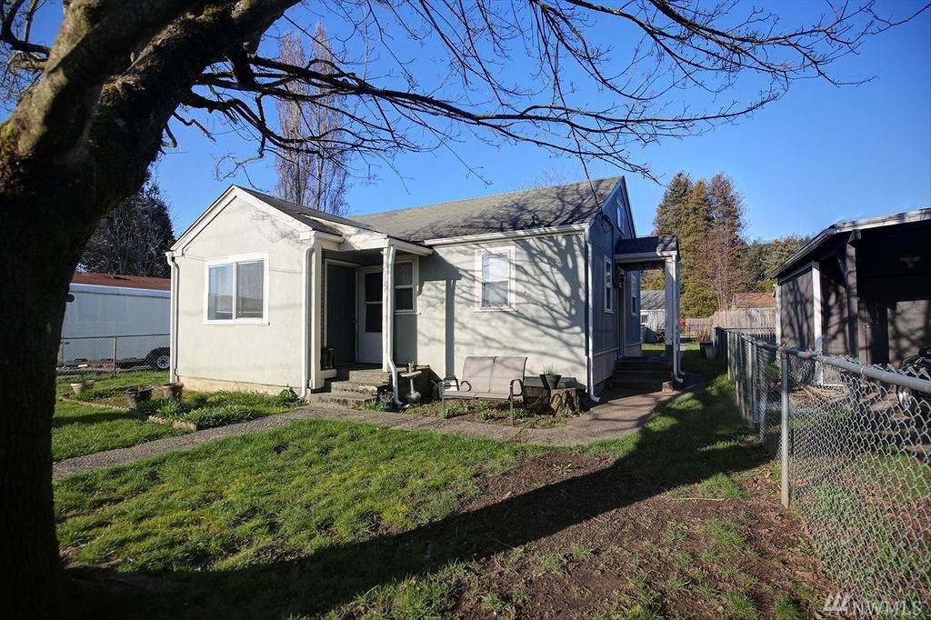 324 Washington Ave - Photo 1
