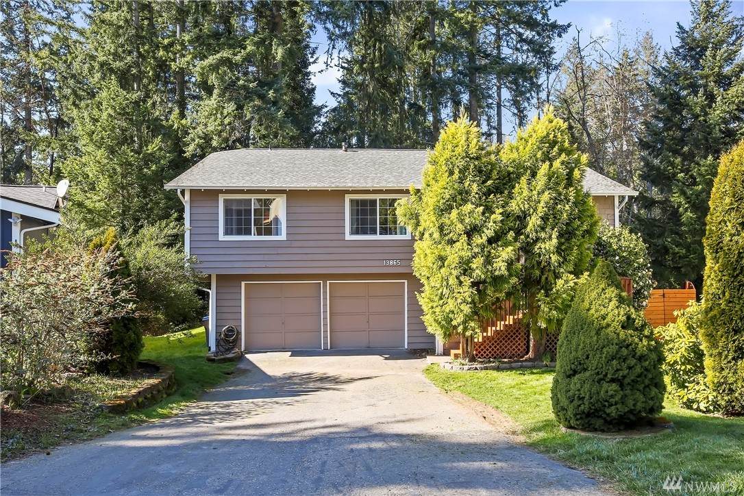 13865 Crestview Cir - Photo 1
