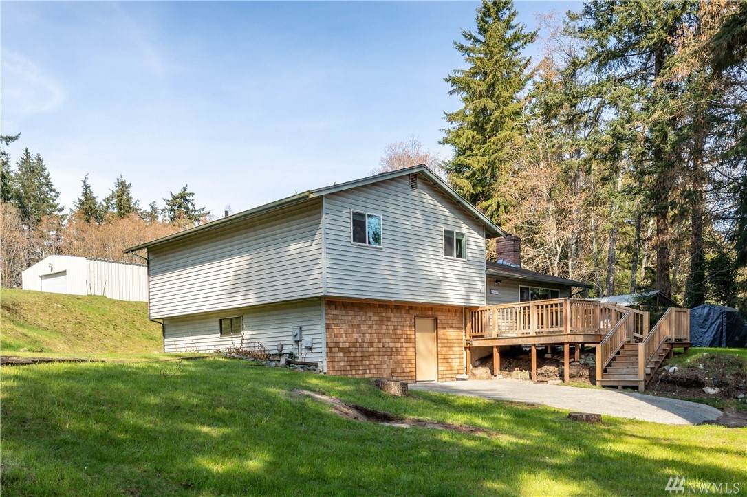 1271 Silver Lake Rd - Photo 1