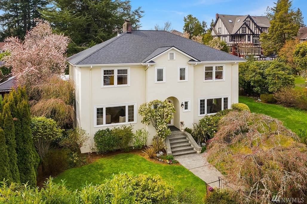 2827 Cascadia Ave - Photo 1