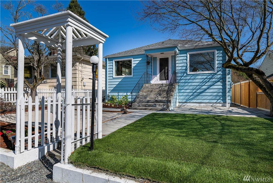 10336 Interlake Ave - Photo 1 10336 Interlake Ave - Photo 1
