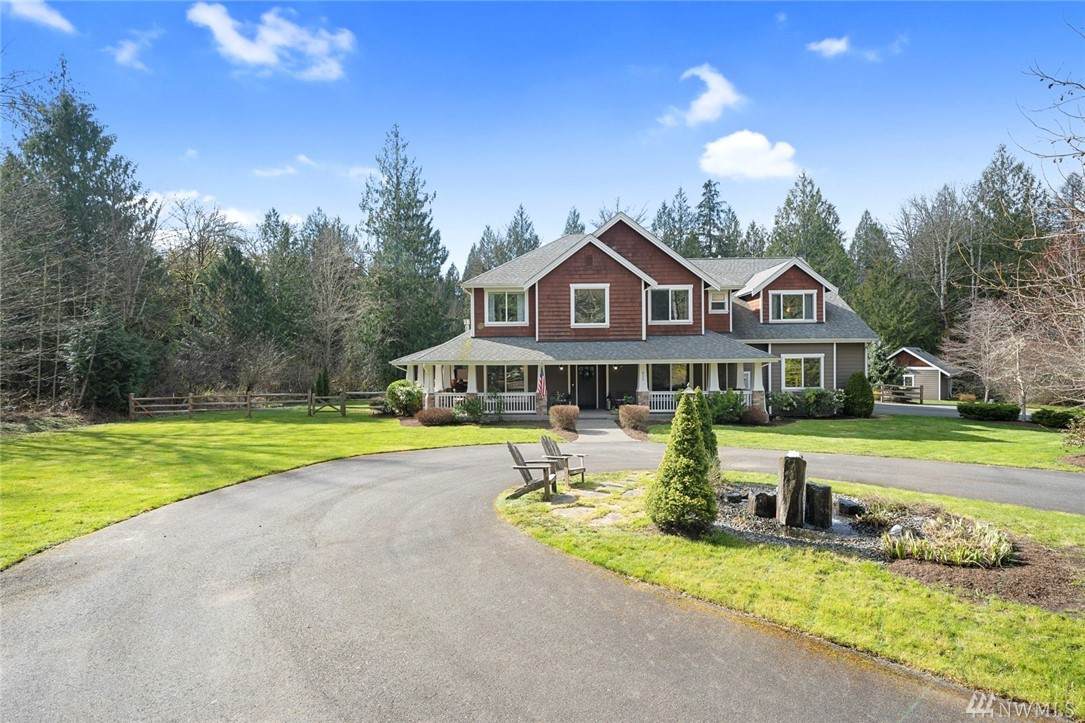 635 286th Ave - Photo 1