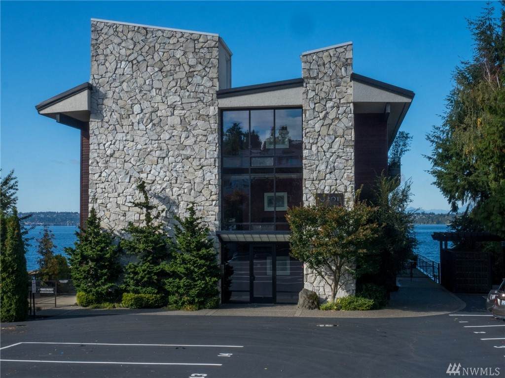 6201 Lake Washington Blvd - Photo 1