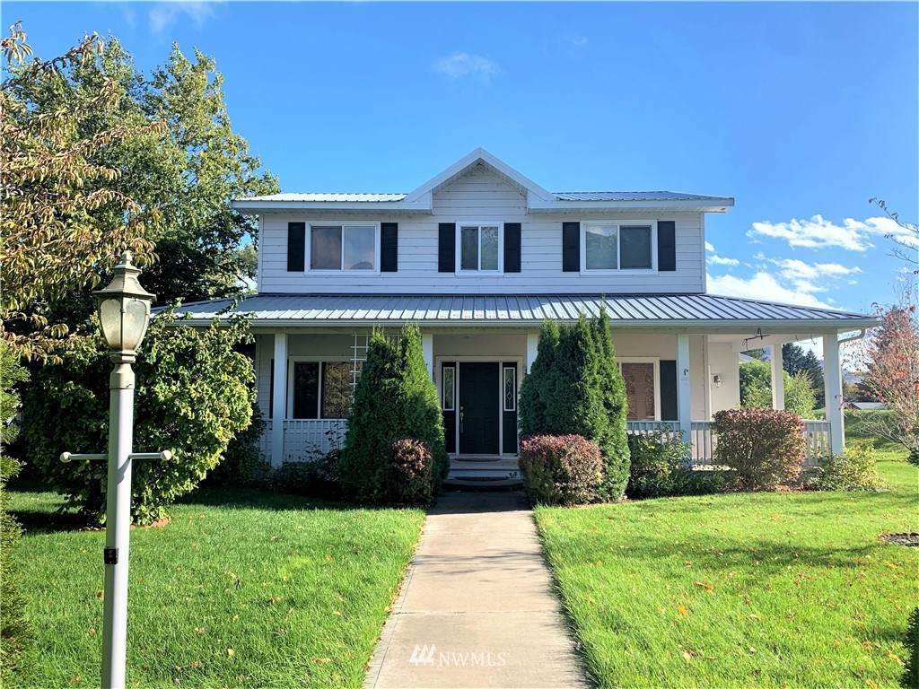 1815 Deerpath Drive - Photo 1