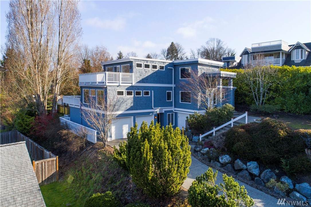 1120 Kirkland Ave - Photo 1