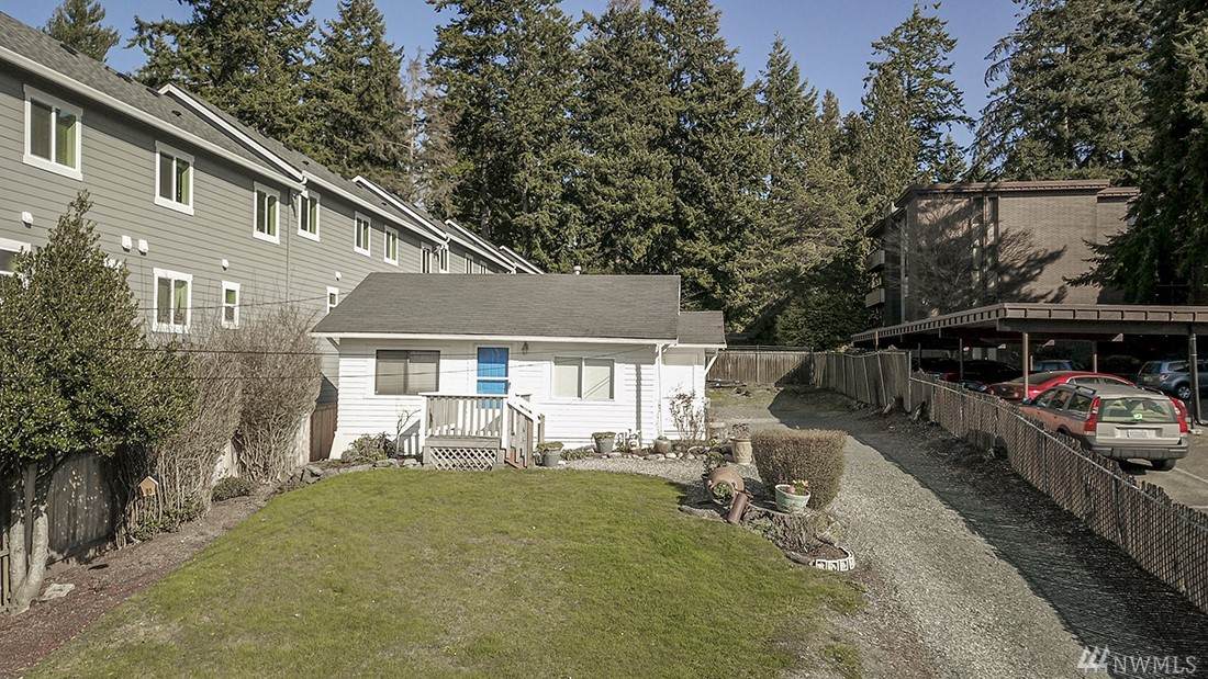 5909 Highway Place - Photo 1